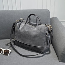 New Arrive Women Shoulder Bag Nubuck Leather Vintage Messenger Bag Motorcycle Crossbody Bags Women Bag
