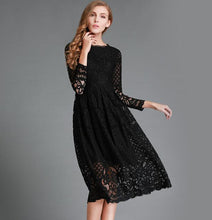 Merderheow New European 2017 Spring Women's Lace Hollow Out Long Dresses Femme Casual Clothing Women Sexy Slim Party Dress L13